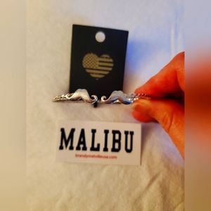 NWT Brandy Melville bracelet